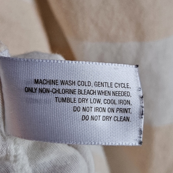 2 for $20:  Old Navy Tank w/ Flower Neckline Detailing in Women's XS - Picture 12 of 12